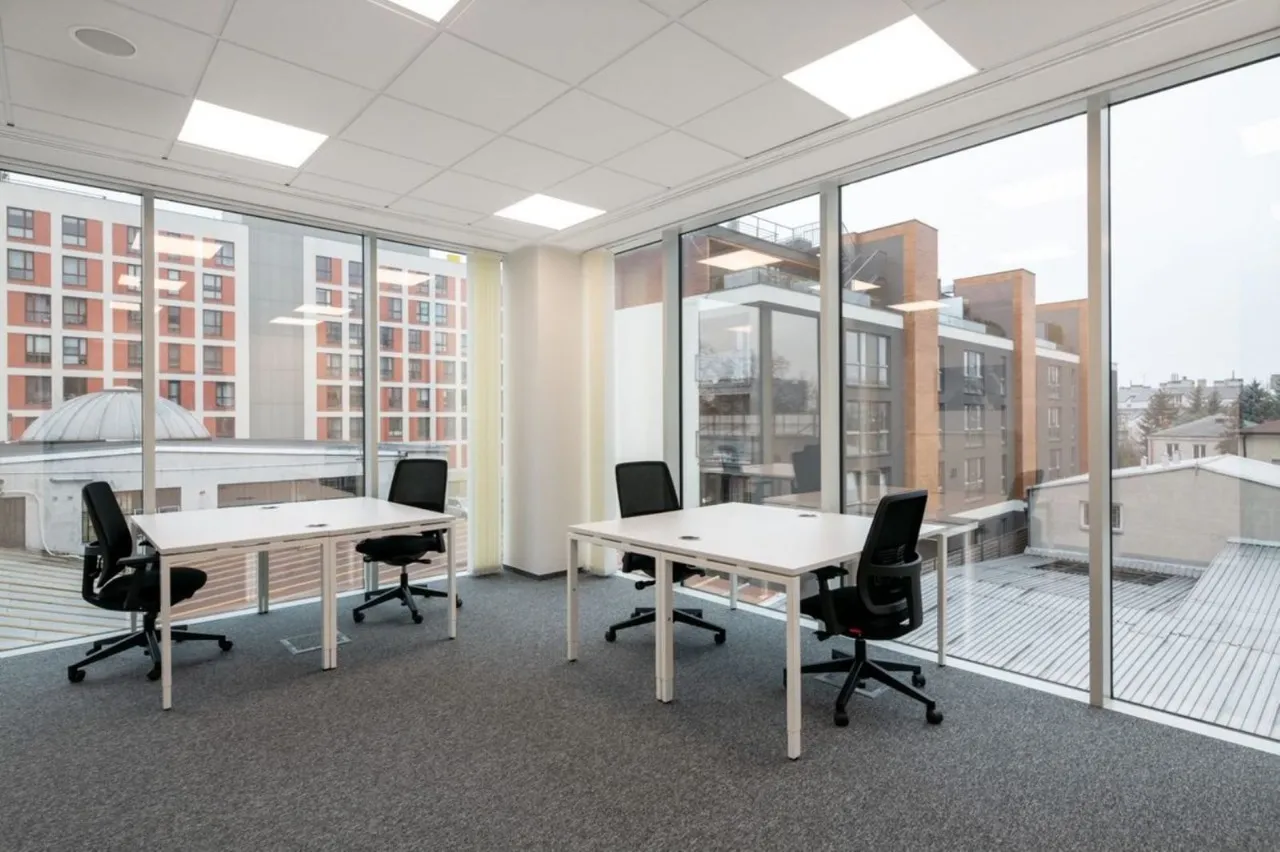 Virtual office solutions for remote business setup in UAE